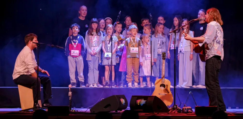 Laurent & Max treten mit einem Familienkonzert am Samstag, 6. Juni 2026, im Rahmen des Stimmen Festival Ettiswil in Ettiswil (LU), Schweiz, auf. Fotograf: Markus Frömml